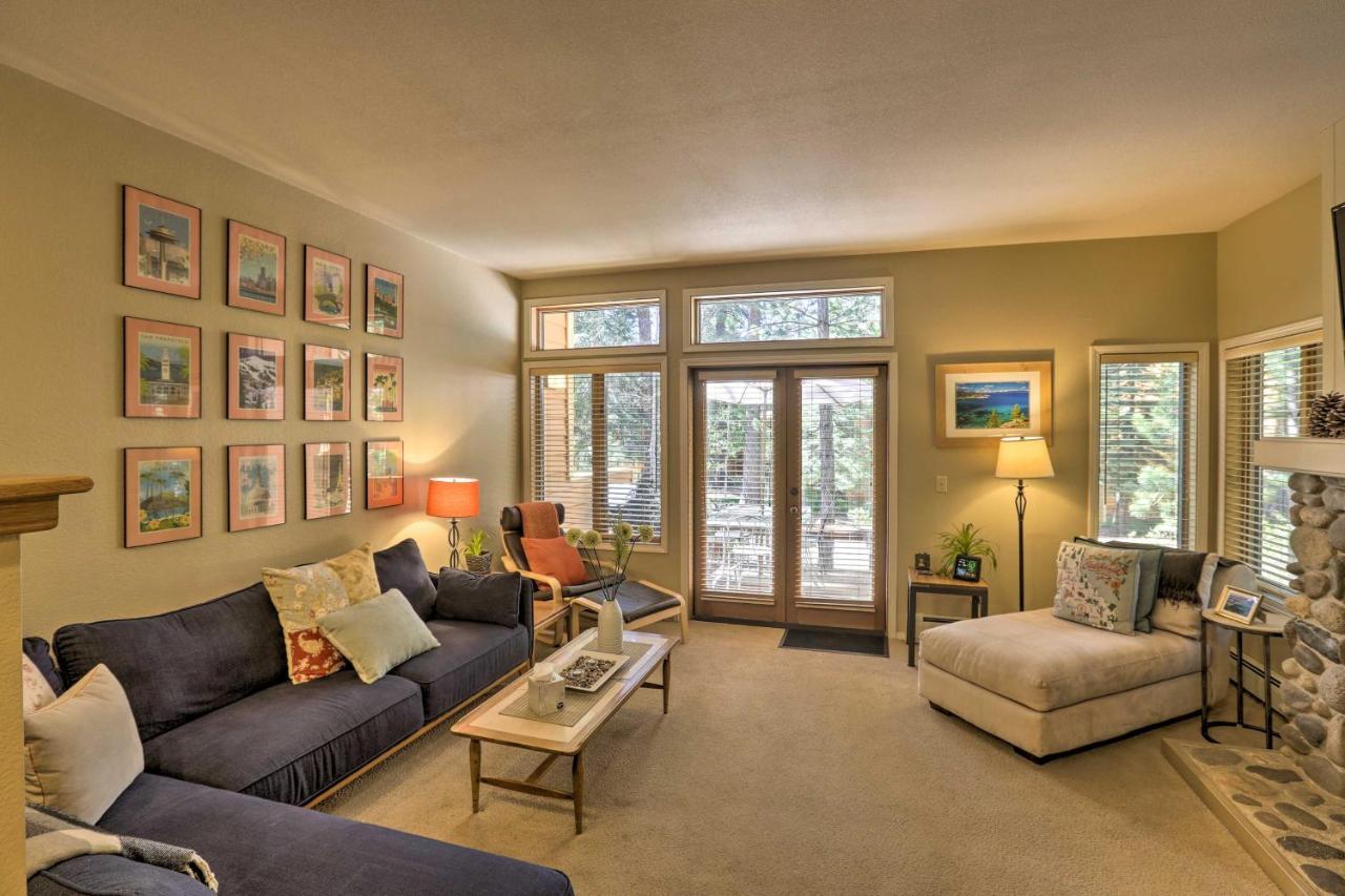Corner-Unit Condo With Grill Walk To Lake Tahoe! Incline Village Esterno foto